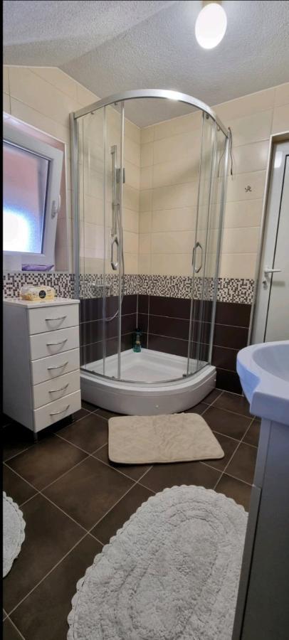 Apartman Avram Kotor Varos Εξωτερικό φωτογραφία